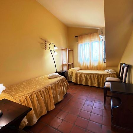 Ai Tre Parchi Bed And Bike Bed and Breakfast Randazzo Eksteriør billede