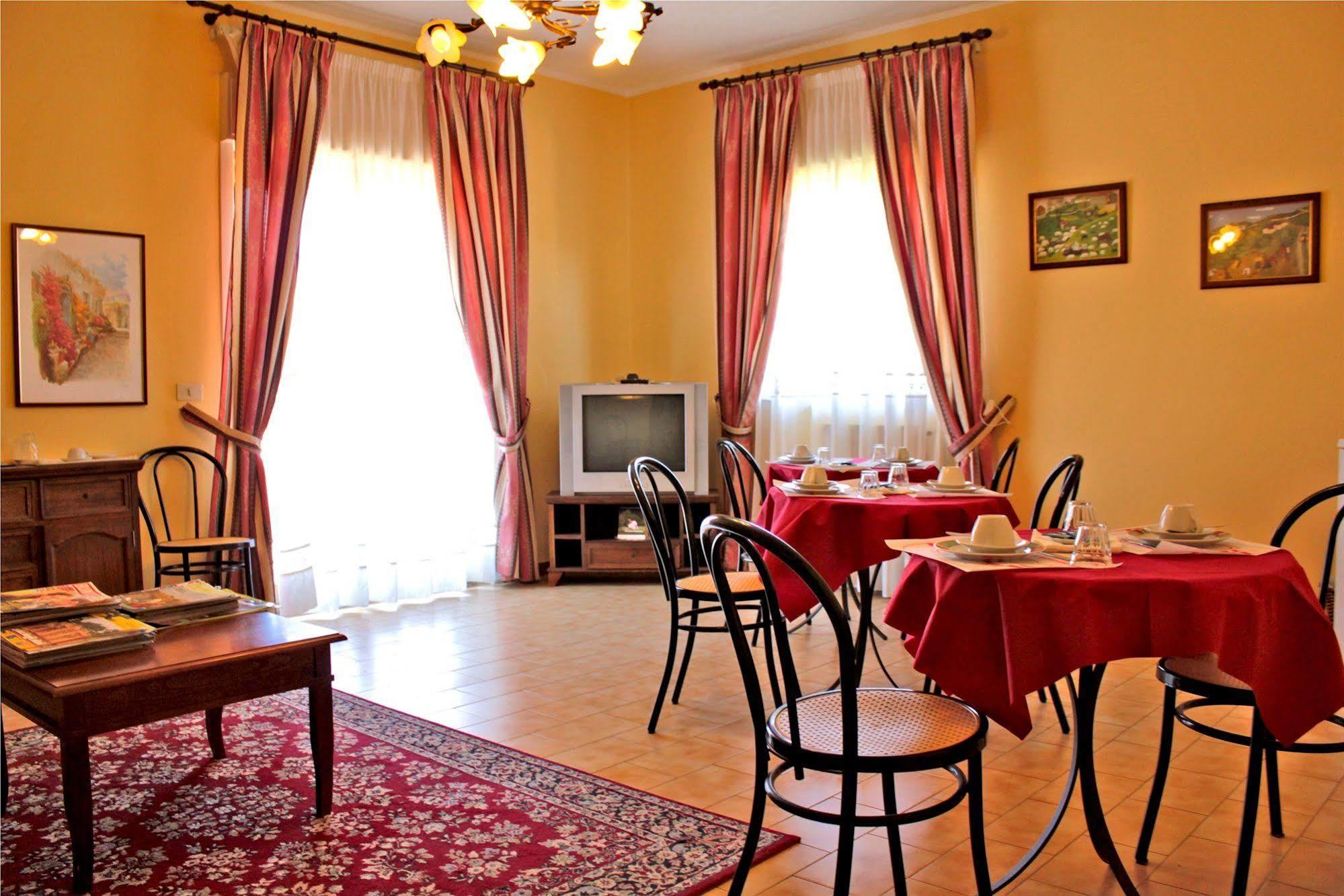 Ai Tre Parchi Bed And Bike Bed and Breakfast Randazzo Eksteriør billede