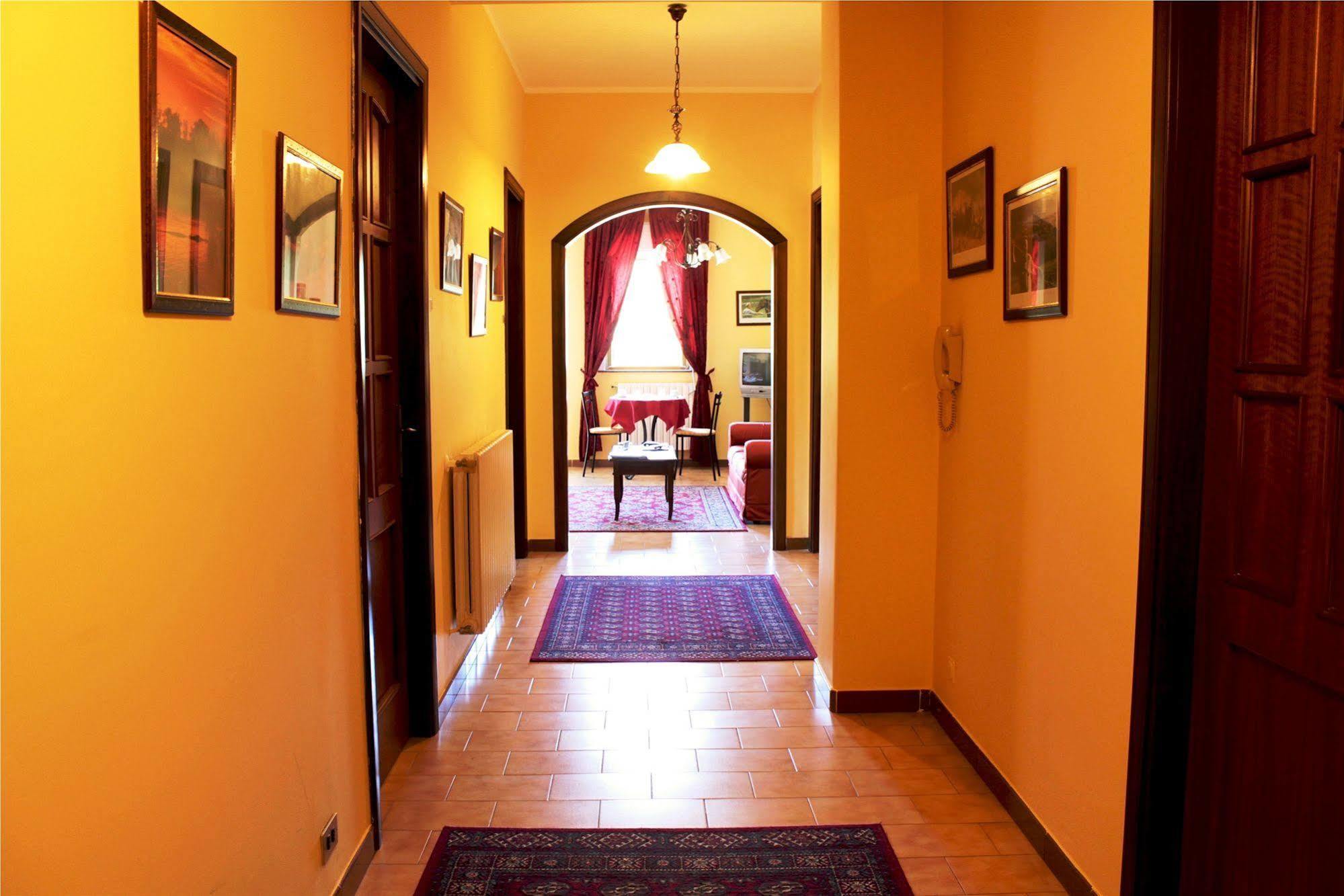 Ai Tre Parchi Bed And Bike Bed and Breakfast Randazzo Eksteriør billede