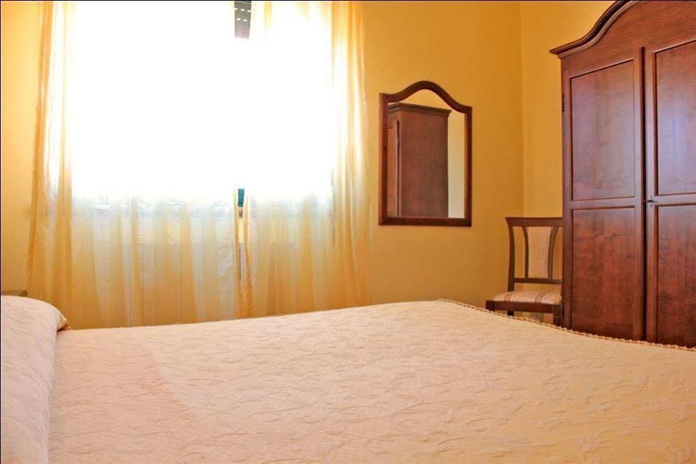 Ai Tre Parchi Bed And Bike Bed and Breakfast Randazzo Eksteriør billede